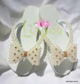 Alium branco com pontos de strass