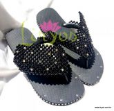 Alium Preto com strass no solado