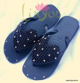 Coração preto com strass